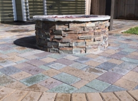 Outdoor Fireplaces/Firepits