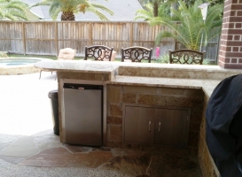 Outdoor Kitchen