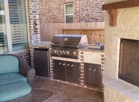 Outdoor Kitchen