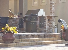 Outdoor Kitchen