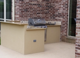 Outdoor Kitchen